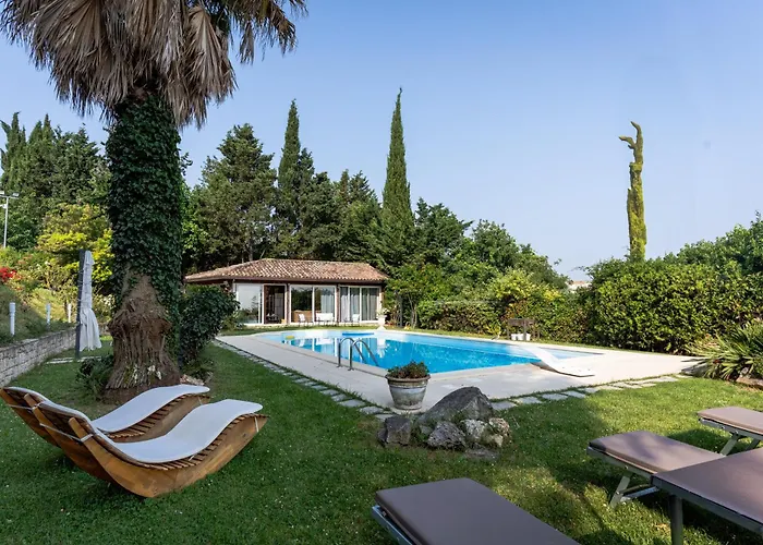 Blue Moon Relais Santa Maria di Scacciano